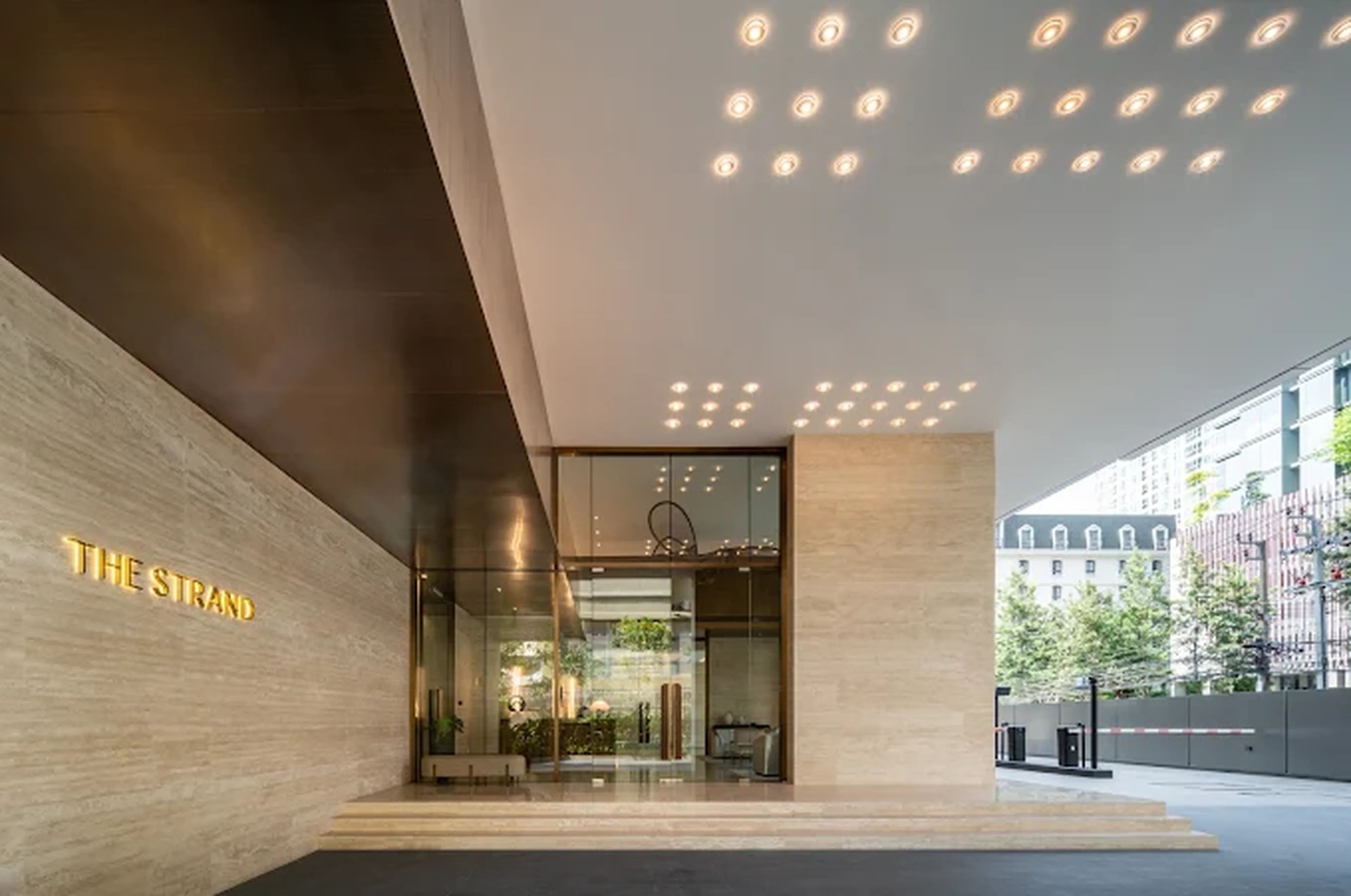 The Strand Thonglor Bangkok luxury condominium near BTS Thong Lo