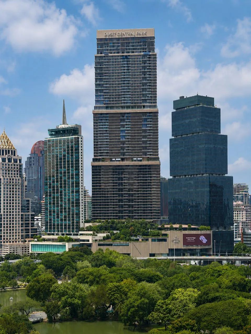Dusit Residences vs Upper House: A Lumphini Park Comparison
