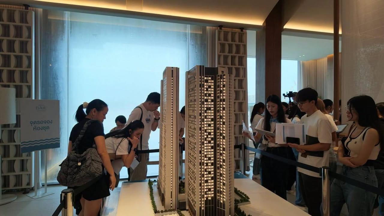 Reference BAIE River Bangpho: A Fresh Take on Riverside Living